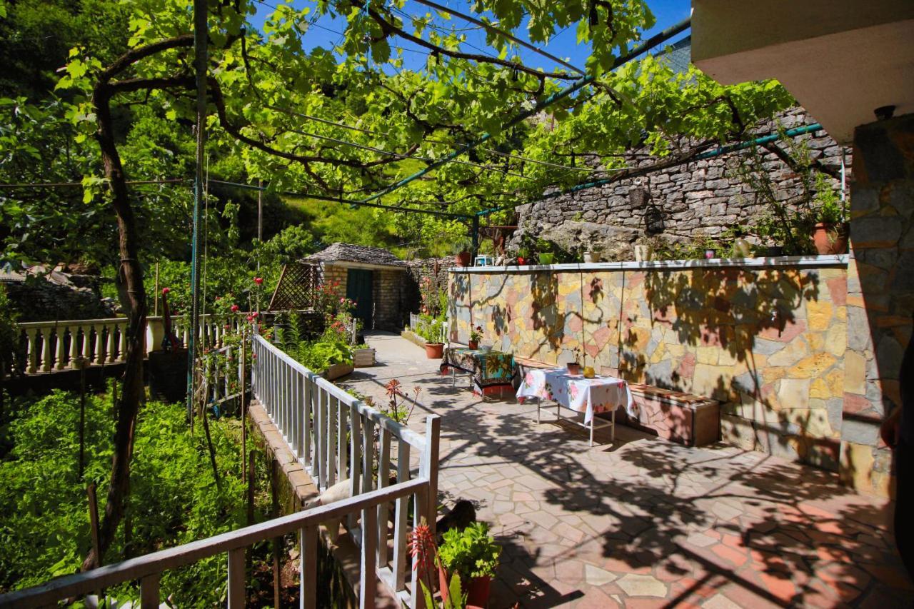 Grandma'S Home Gjirokastër المظهر الخارجي الصورة